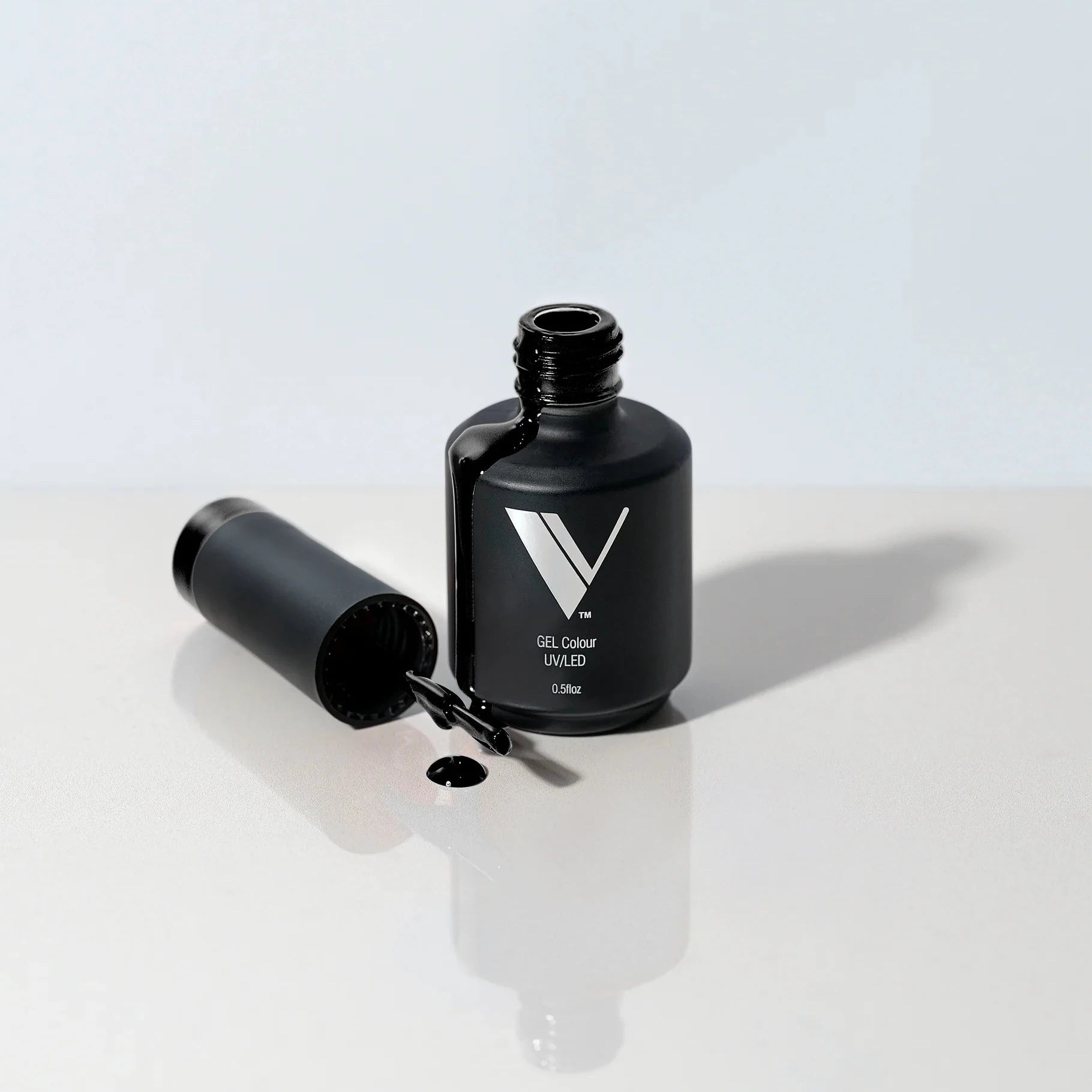 V Beauty Pure Gel Polish - 048 (Black)